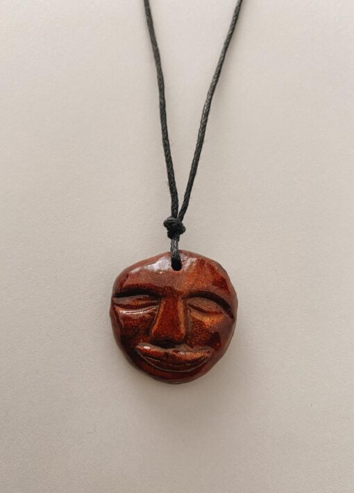 Face necklace