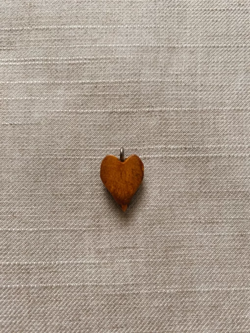 Beautiful Small Heart necklace