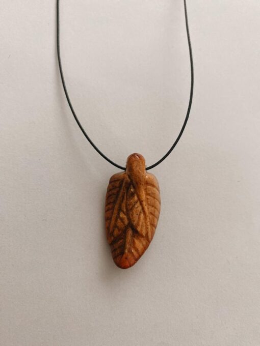 Leafs necklace