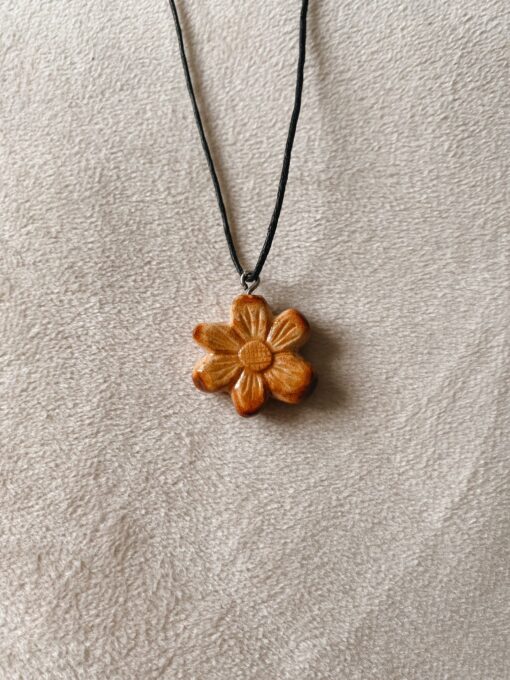 Little Flower necklace