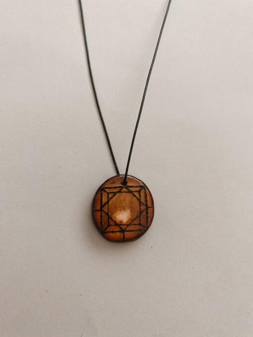 Square forms necklace