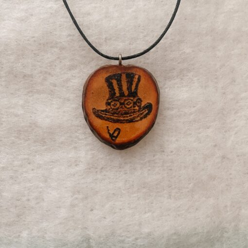 Slash Hat necklace