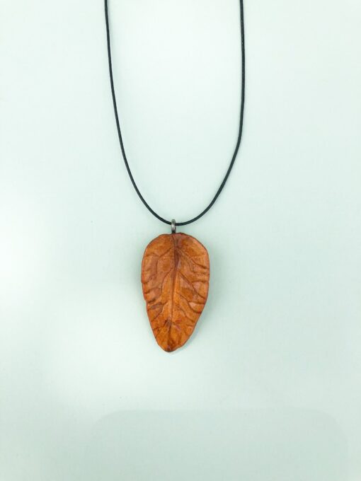 Leaf shape necklace - Image 2