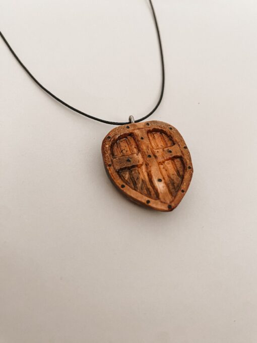 Medieval shield necklace - Image 2